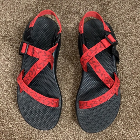 Vibram Floral Red Sandals - Picture 2 of 5